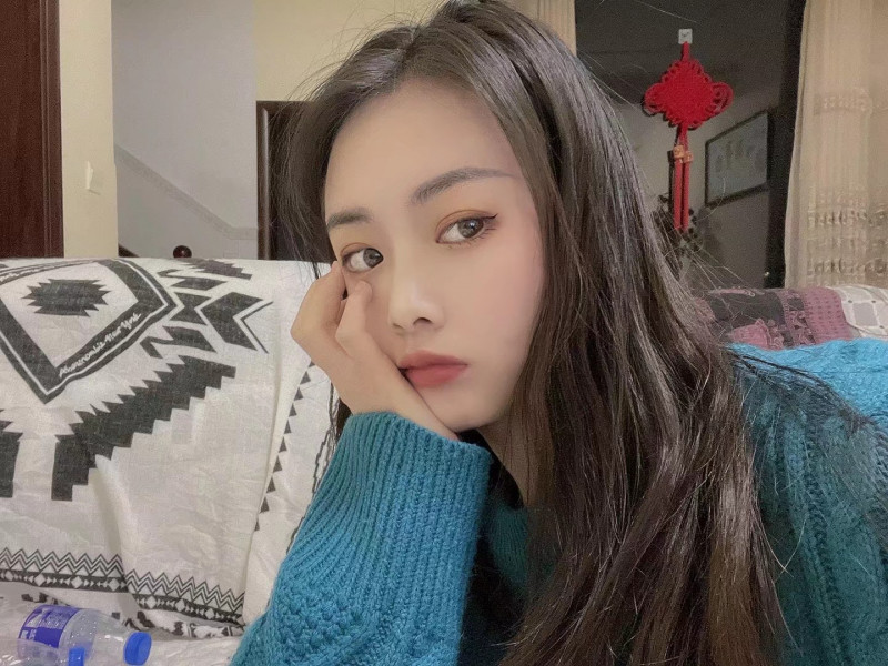 嘉敏 护士妹妹