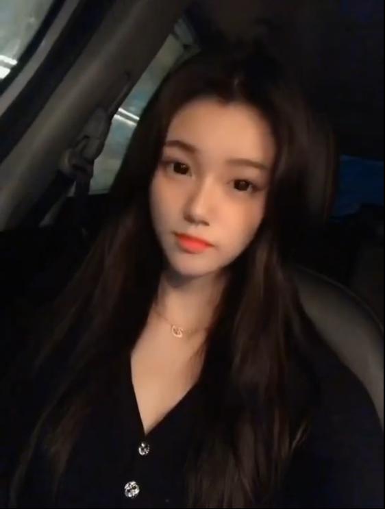 成都东门 比较嫩的妹子果果